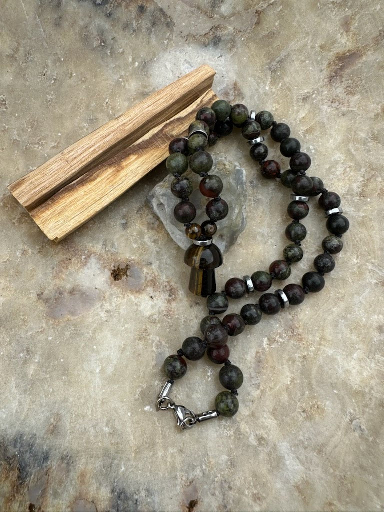 Root & Stone Necklace